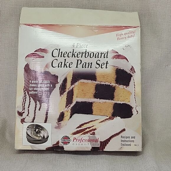NIB NORPRO Checkerboard Round Cake Pan 4 piece Set W Recipes & Instructions - Picture 1 of 5